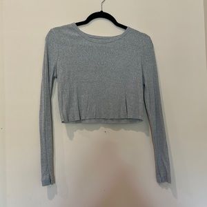 This is a BDG long sleeve cropped long sleeve in grey